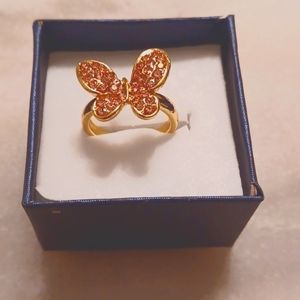 Butterfly ring
